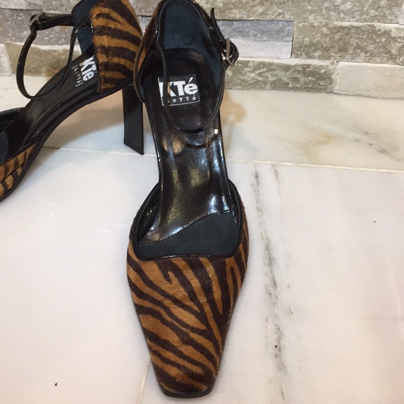 Kté Keyté Animal Print Heels! - Picture 3 of 5